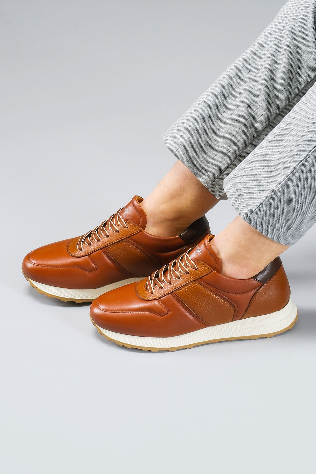 Carfier 2414 255 Taba Hakiki Deri Erkek Sneaker Ayakkabı